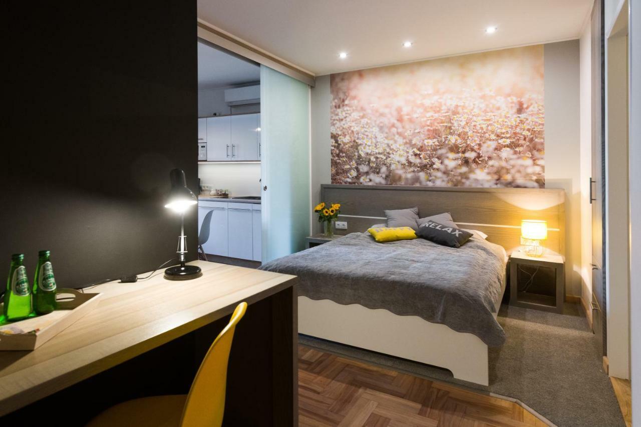 Sunflower Apartament *